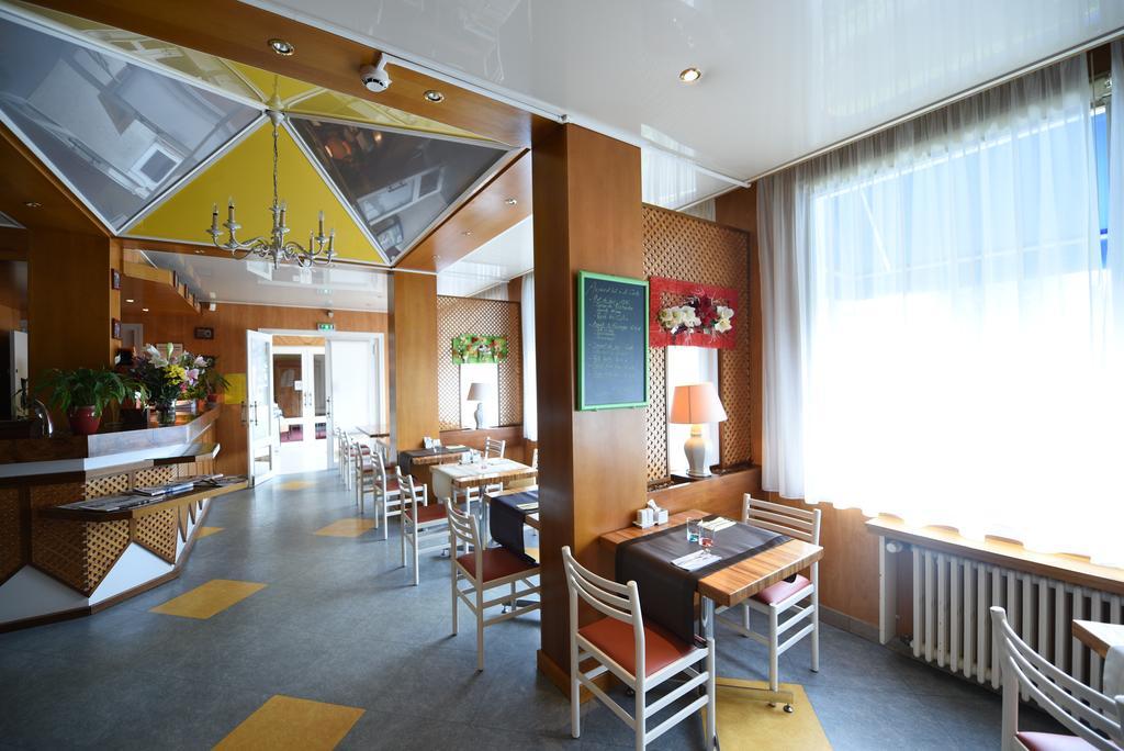 Hotel Continental ビアルゾン エクステリア 写真